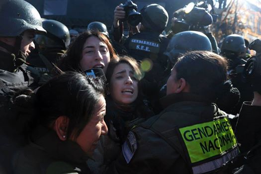 Mujeres y feministas latinomericanas y de otros países del mundo apoyamos a lxs trabajadorxs de la multinacional Lear (Argentina) y repudiamos la represión